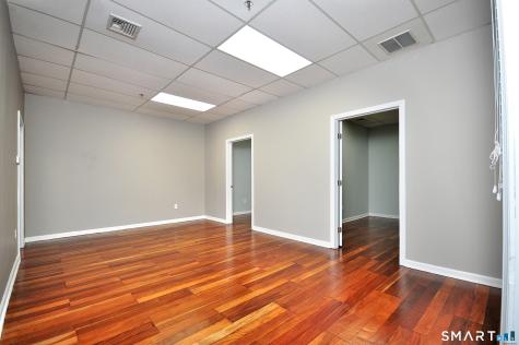 75 Berlin Road Cromwell CT 06416