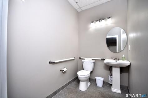 75 Berlin Road Cromwell CT 06416