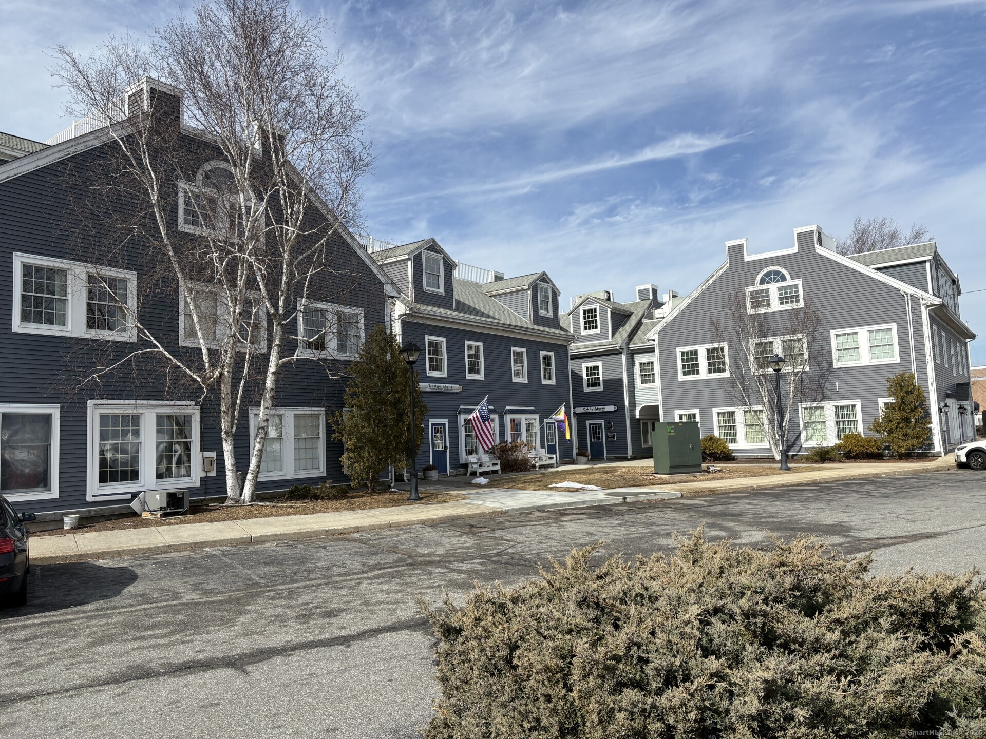 70 Howard Street New London CT 06320