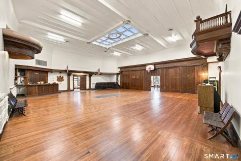 155 Maple Street Naugatuck CT 06770