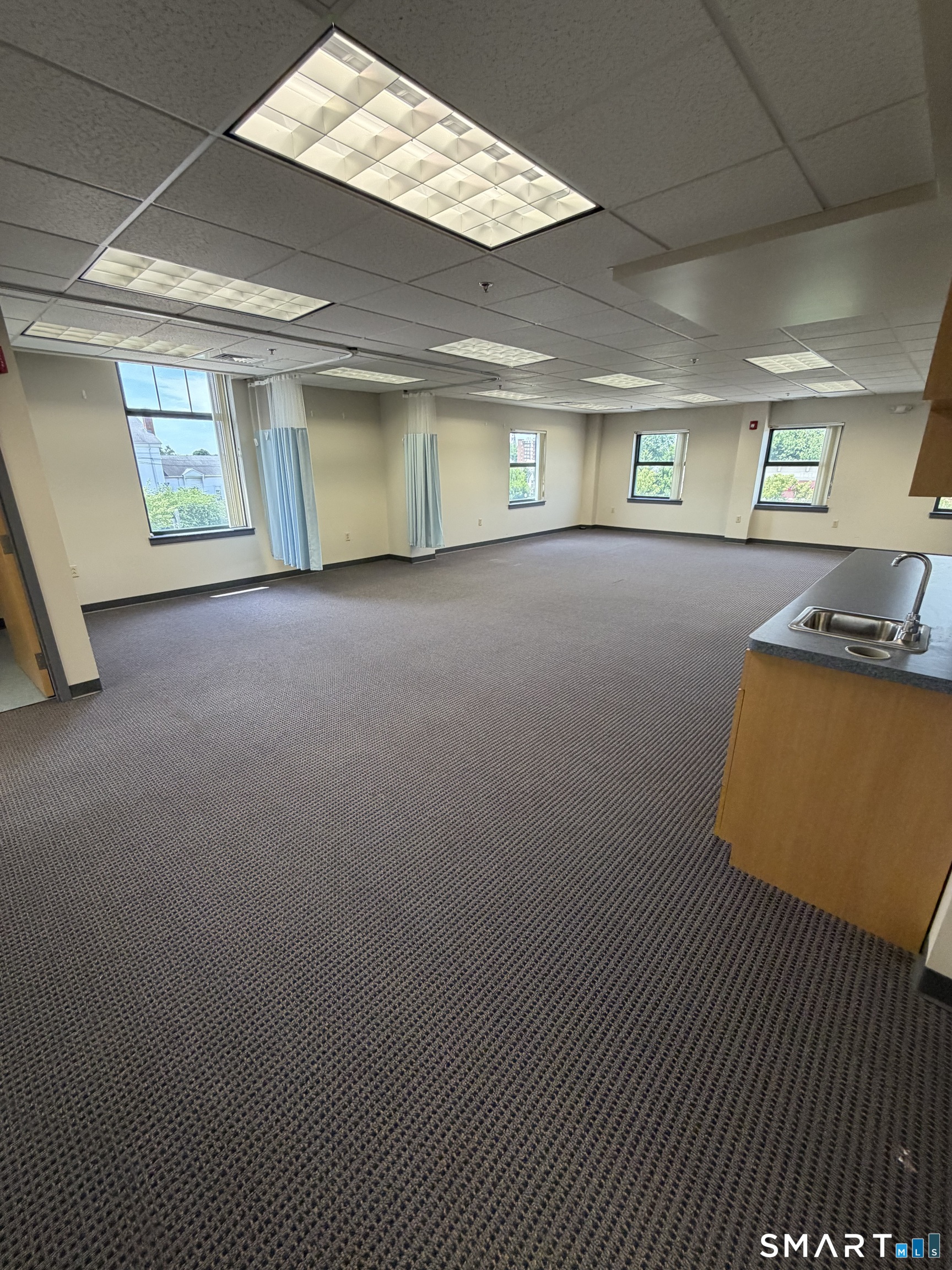 893 Main Street East Hartford CT 06108