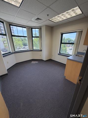 893 Main Street East Hartford CT 06108