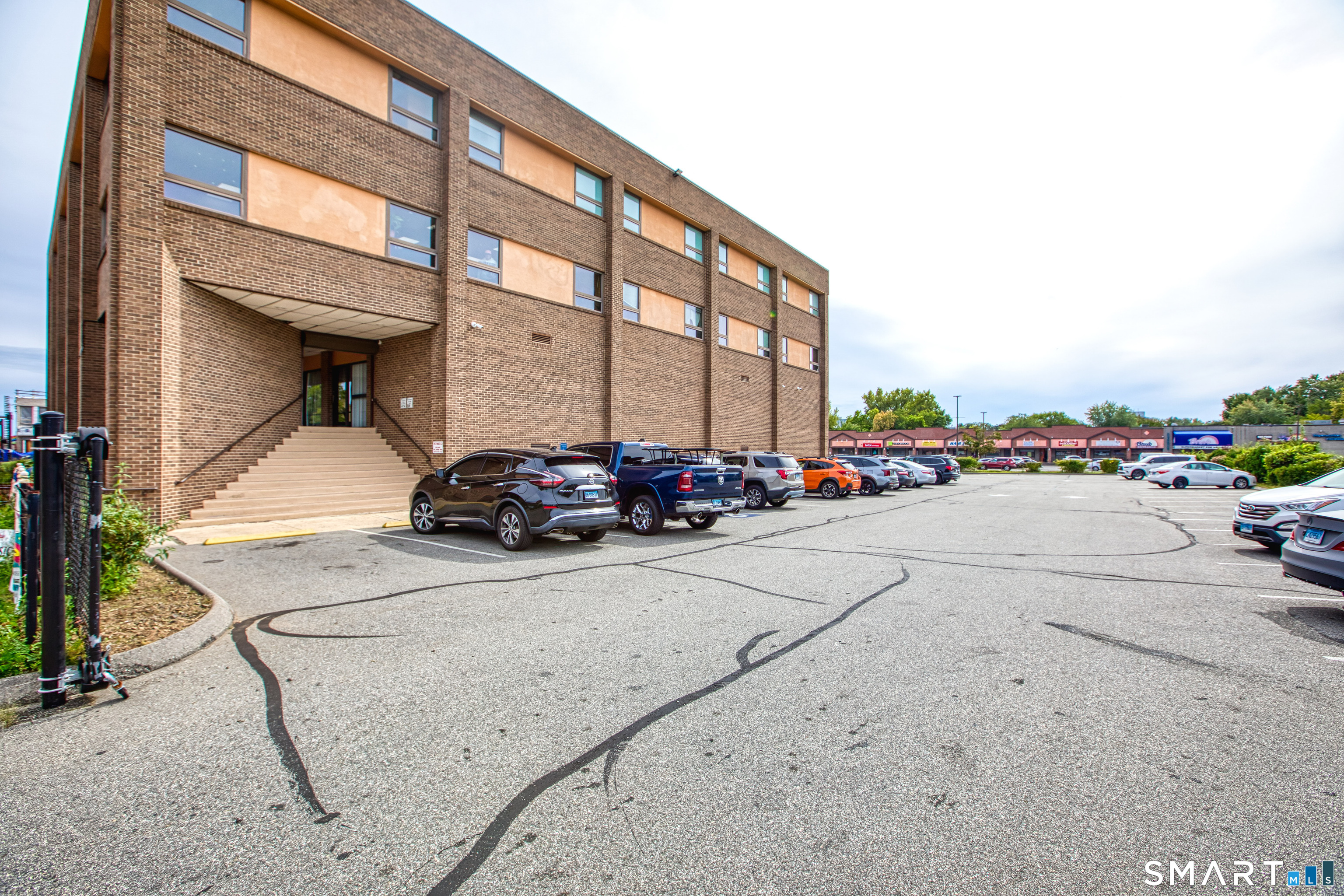 1229 Albany Avenue Hartford CT 06112