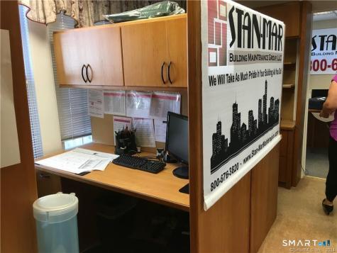 4942 Main Street Bridgeport CT 06606