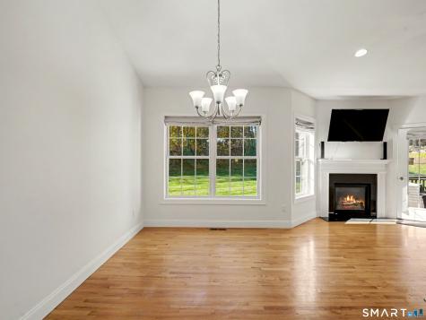 41 Pondview Circle Beacon Falls CT 06403