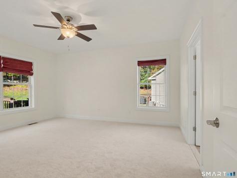 41 Pondview Circle Beacon Falls CT 06403