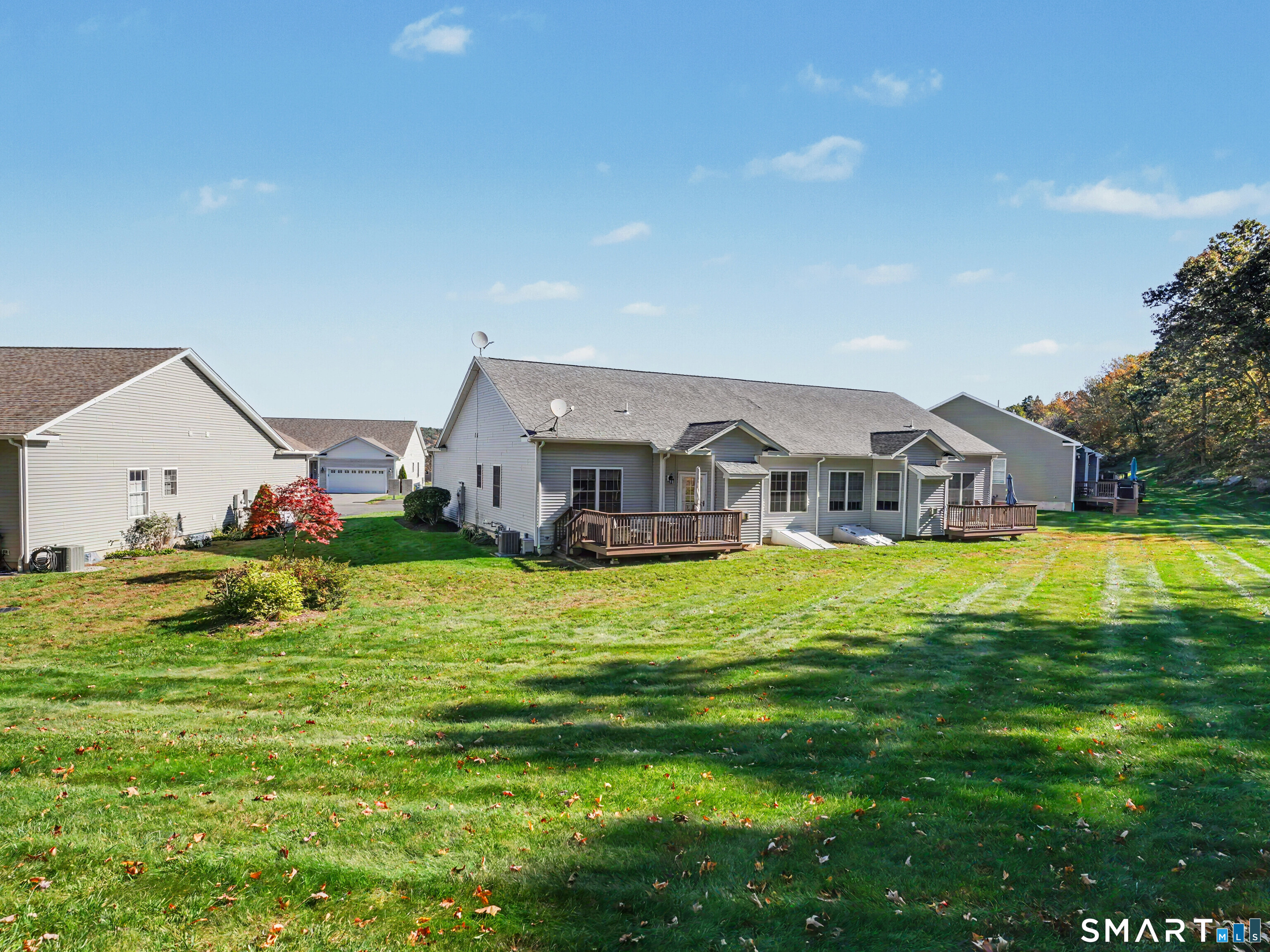 41 Pondview Circle Beacon Falls CT 06403