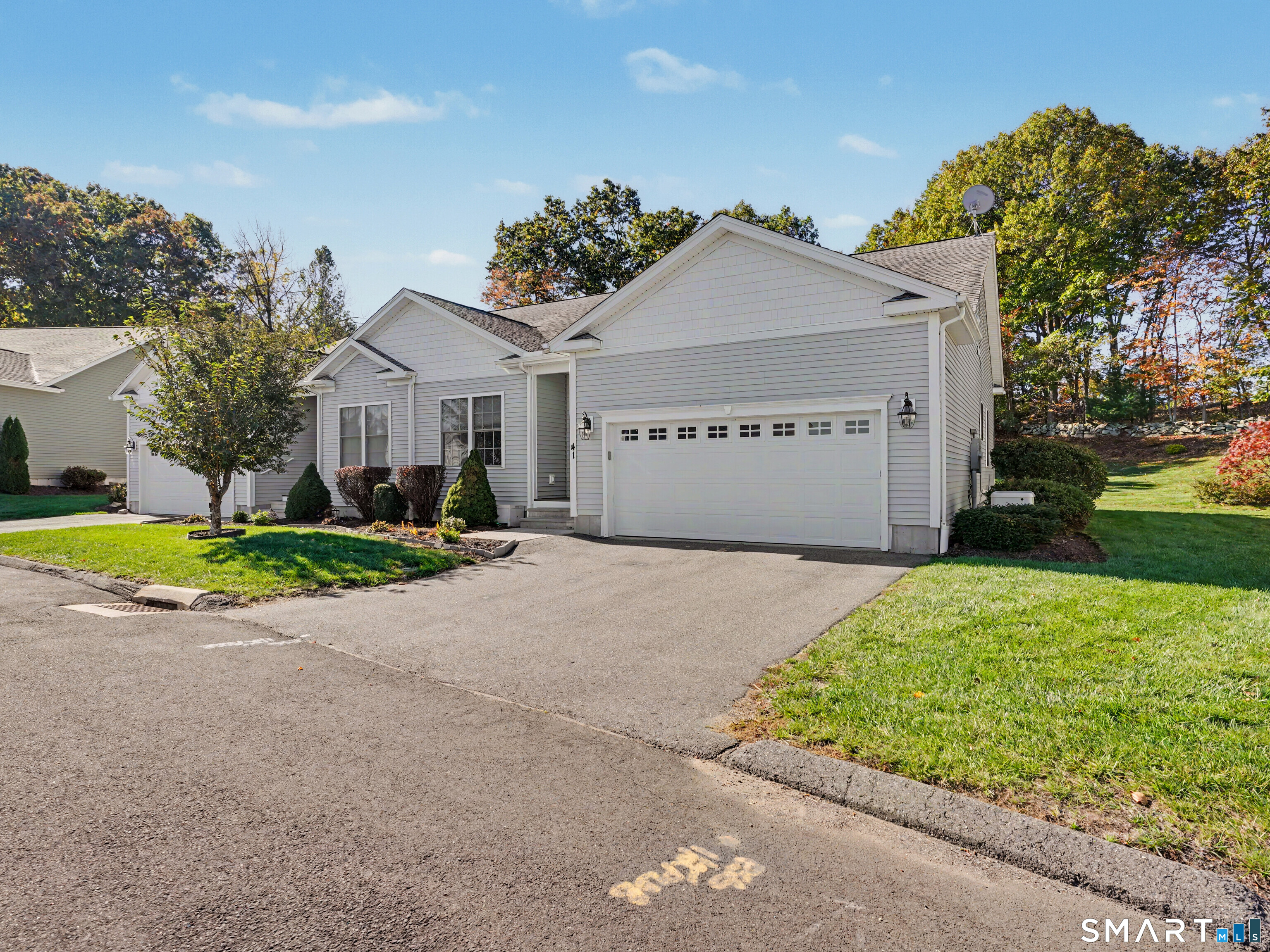 41 Pondview Circle Beacon Falls CT 06403