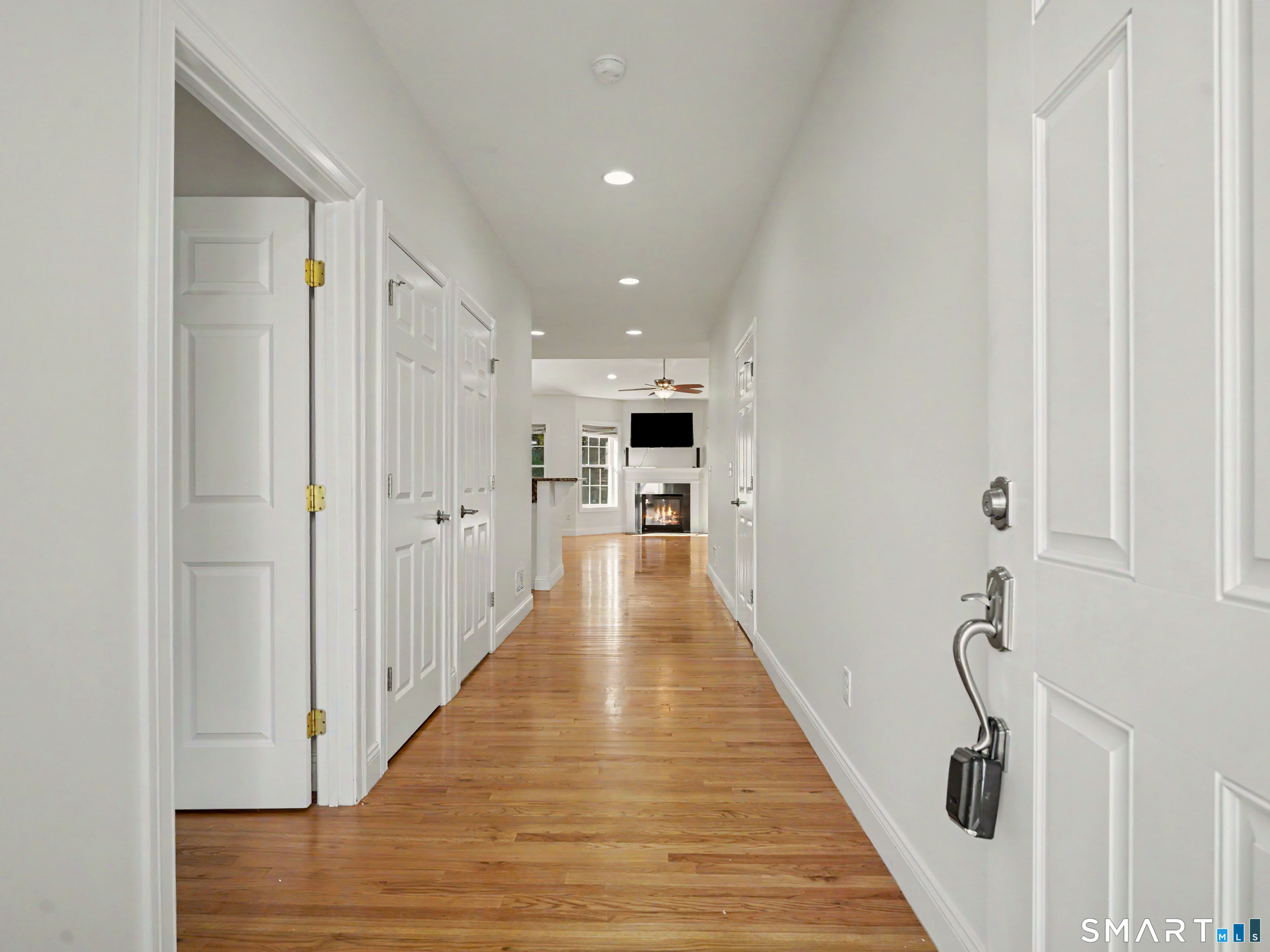 41 Pondview Circle Beacon Falls CT 06403