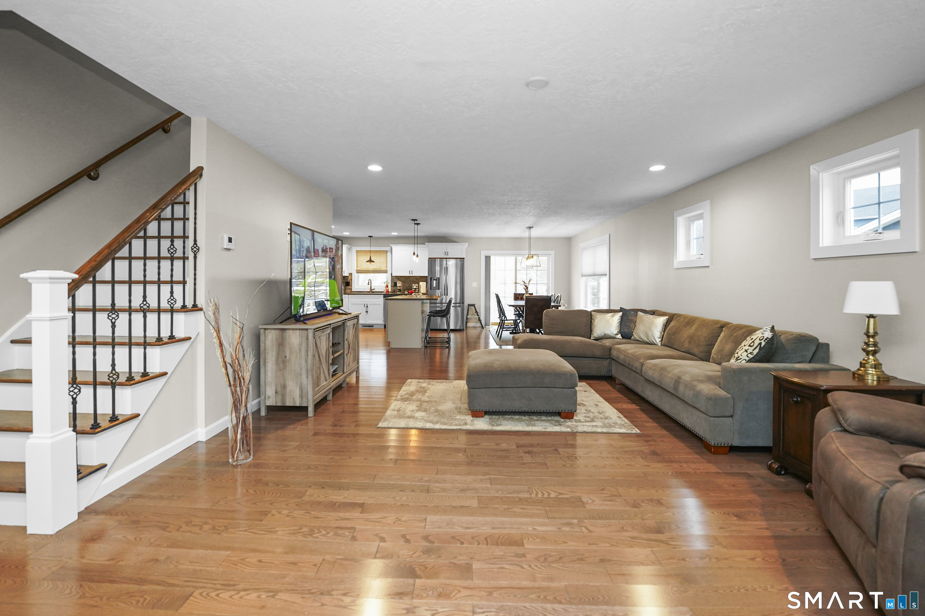 42 Chapman Chase Windsor Locks CT 06096