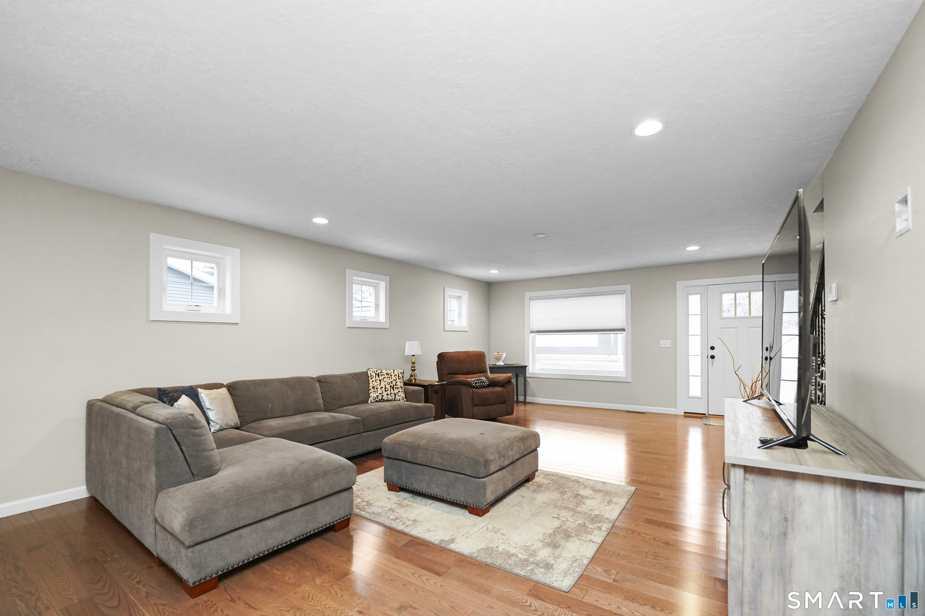 42 Chapman Chase Windsor Locks CT 06096