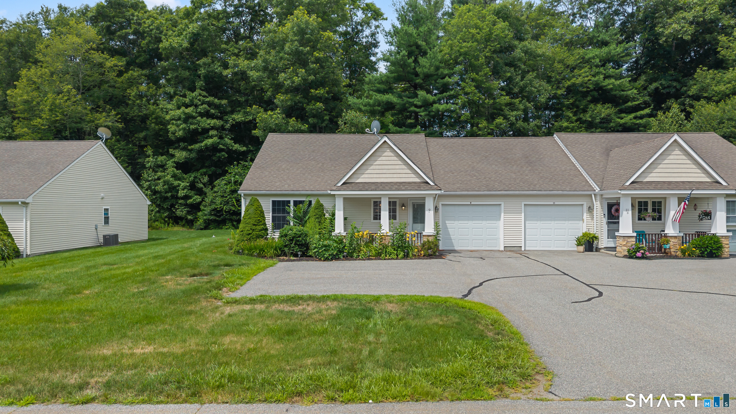 9 River Walk Drive Brooklyn CT 06234
