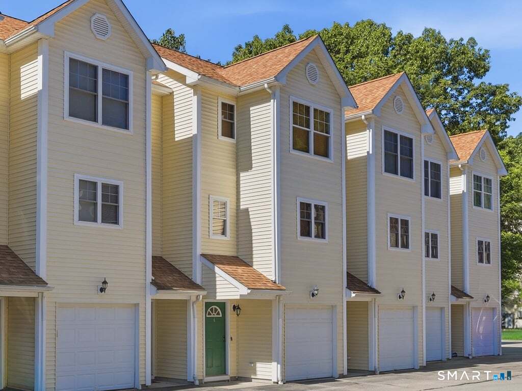 527 West Thames Street Norwich CT 06360