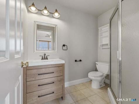 527 West Thames Street Norwich CT 06360