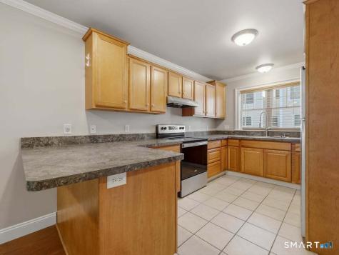 527 West Thames Street Norwich CT 06360