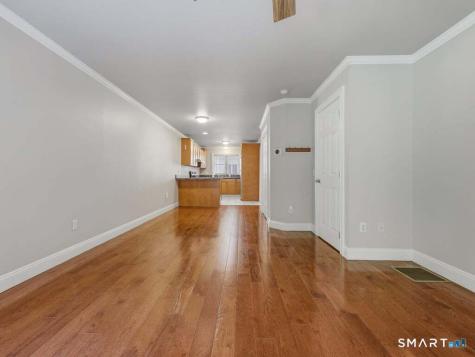 527 West Thames Street Norwich CT 06360