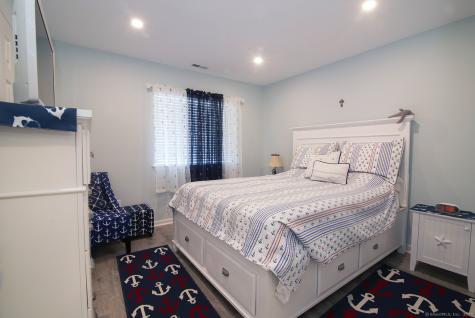 1 Mansfield Grove Road East Haven CT 06512