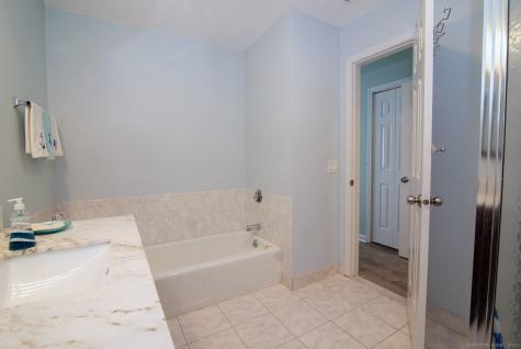 1 Mansfield Grove Road East Haven CT 06512