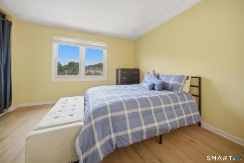 11 Lakeside Drive Bristol CT 06010
