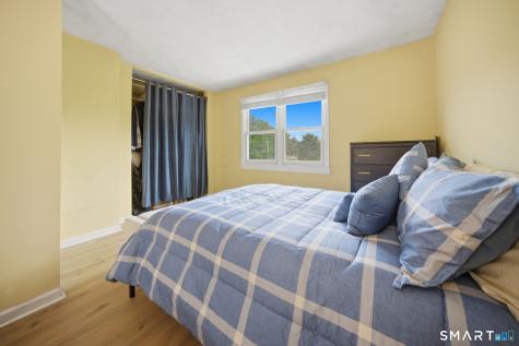 11 Lakeside Drive Bristol CT 06010