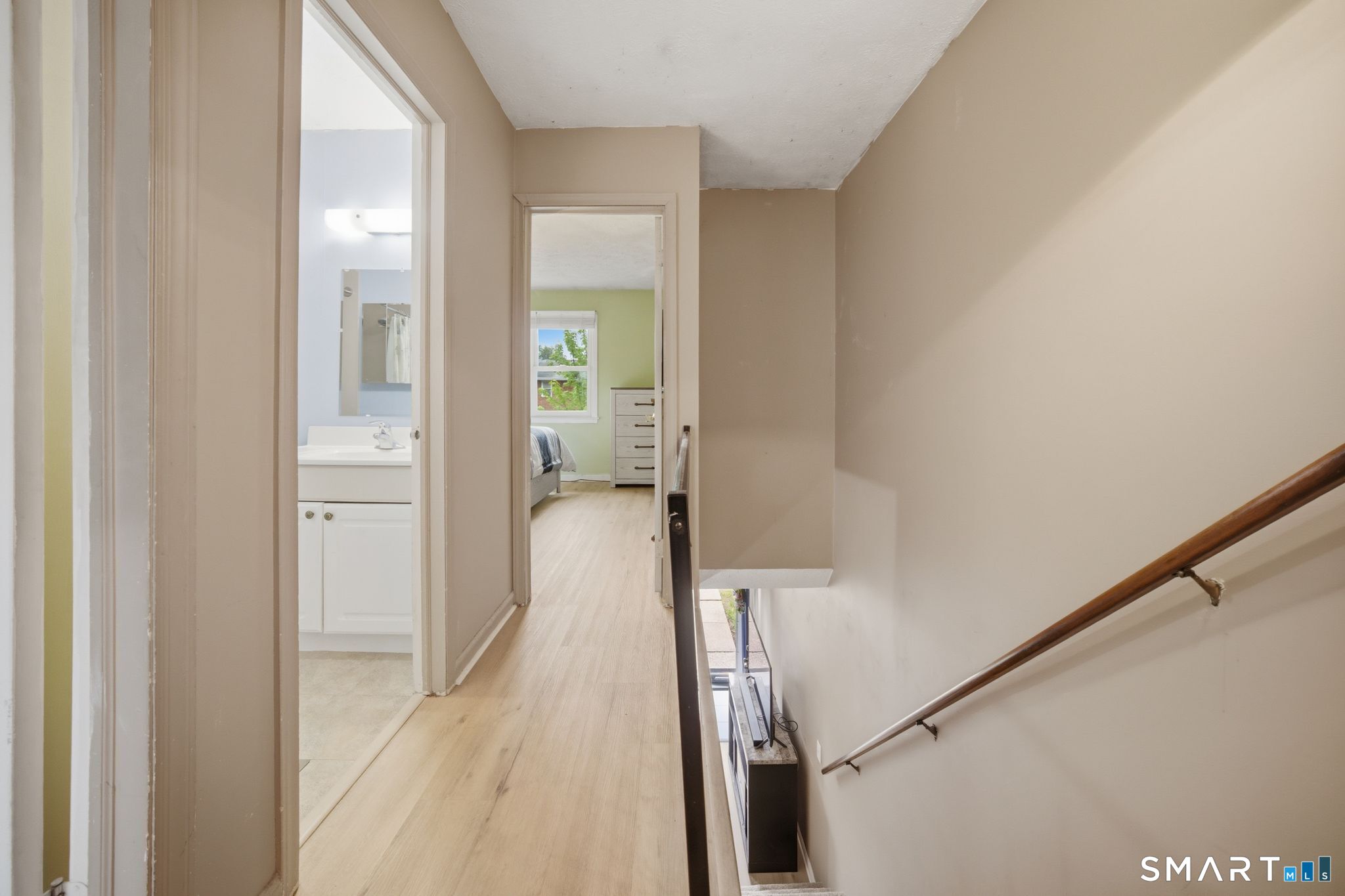 11 Lakeside Drive Bristol CT 06010
