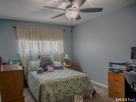 233 Shagbark Drive Derby CT 06418