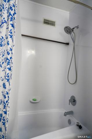 233 Shagbark Drive Derby CT 06418