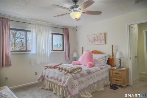 233 Shagbark Drive Derby CT 06418