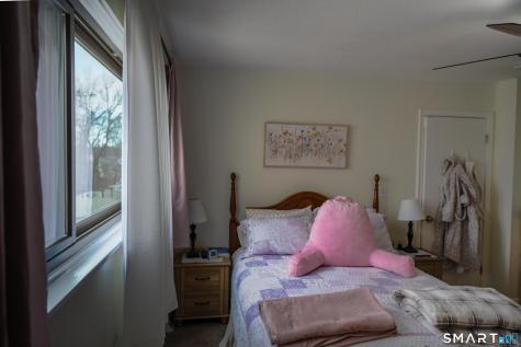 233 Shagbark Drive Derby CT 06418