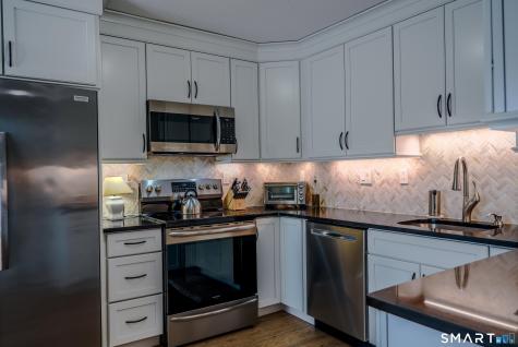 233 Shagbark Drive Derby CT 06418