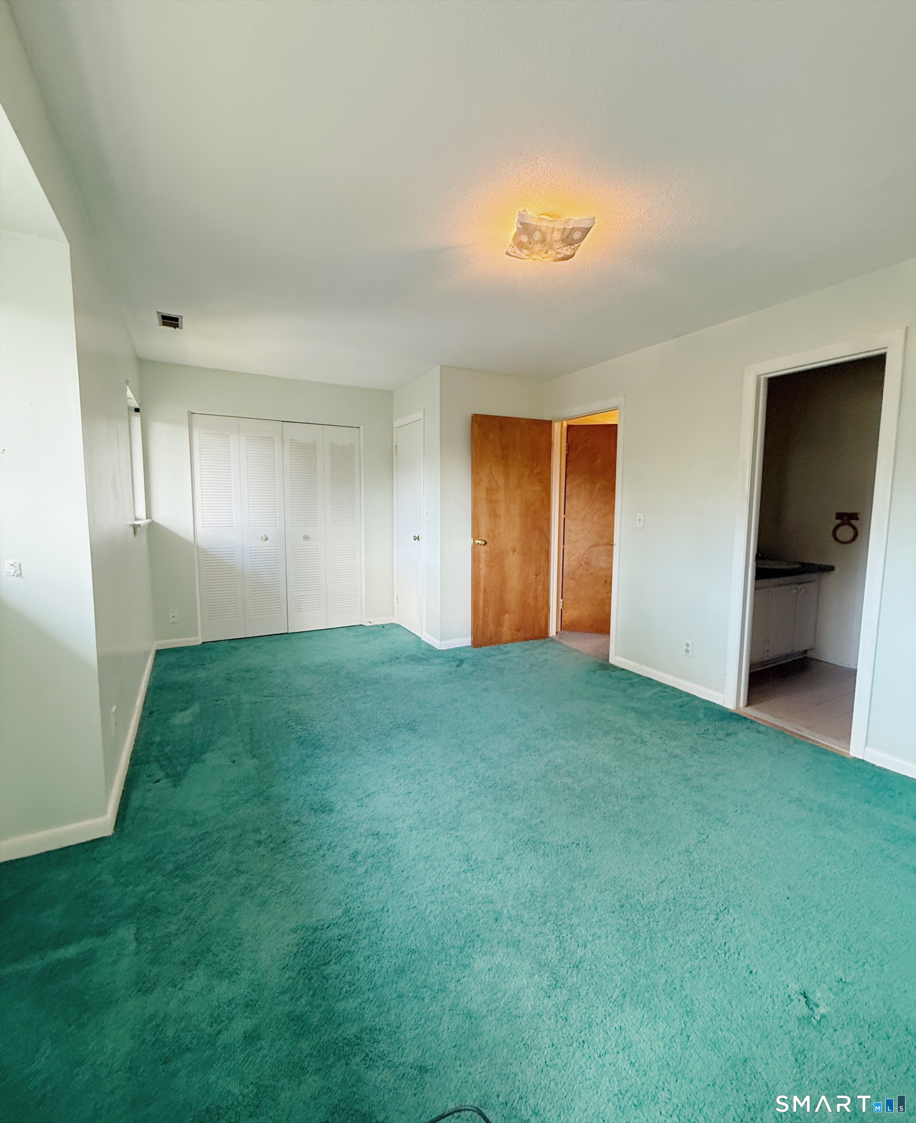 7 Woodland Avenue Bloomfield CT 06002