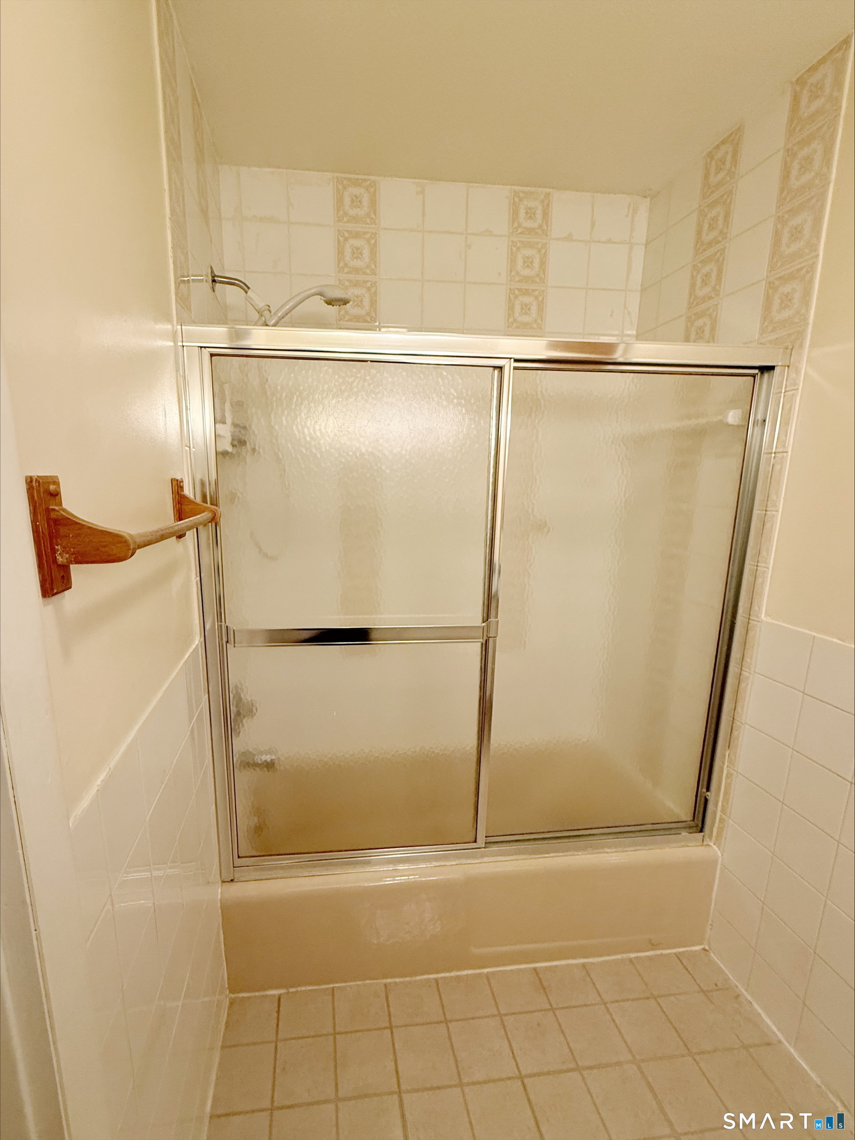 7 Woodland Avenue Bloomfield CT 06002
