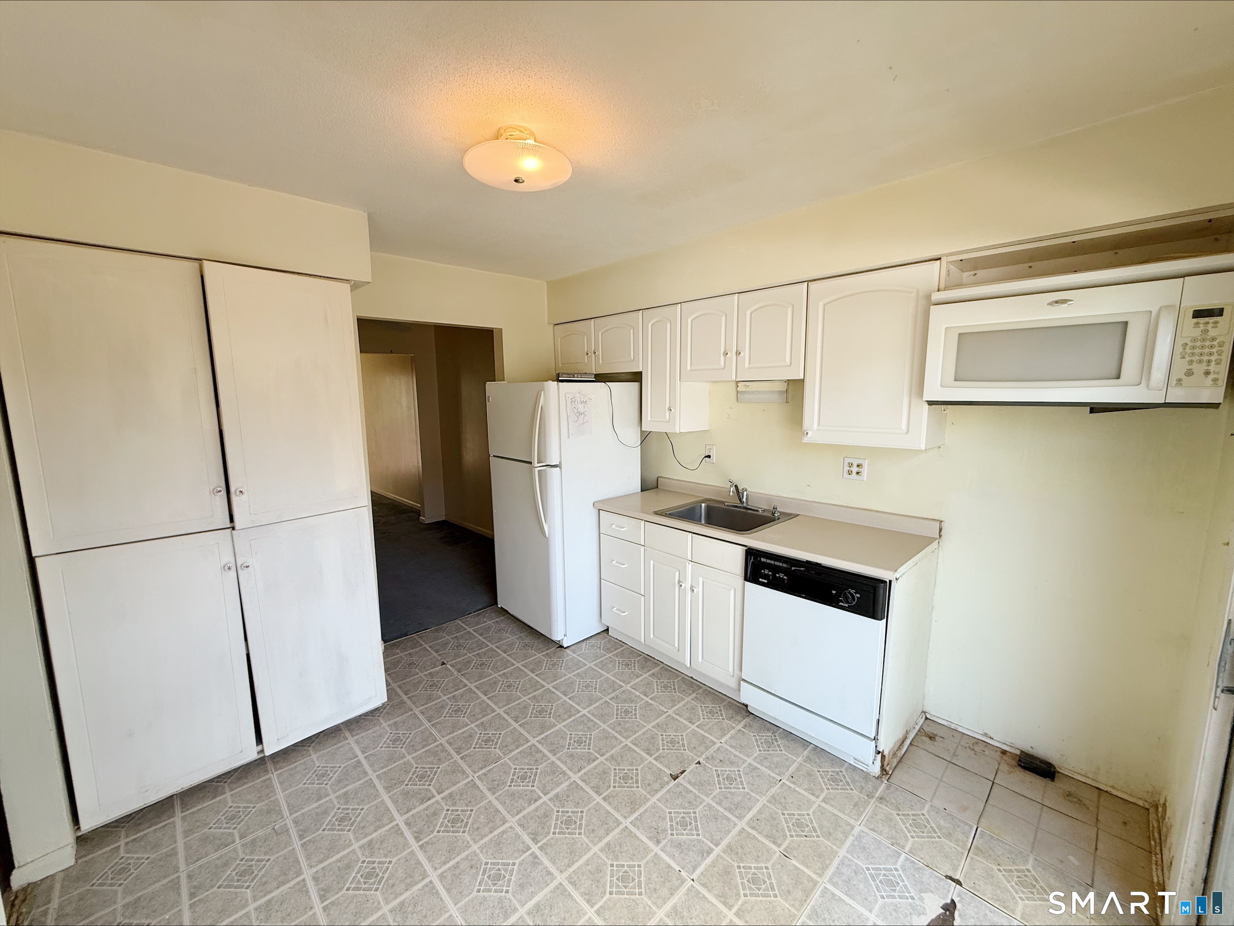 7 Woodland Avenue Bloomfield CT 06002