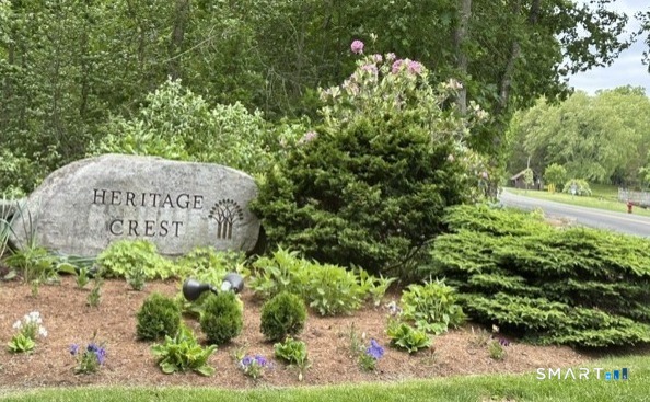 18 Heritage Crest Southbury CT 06488
