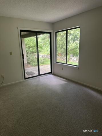 18 Heritage Crest Southbury CT 06488