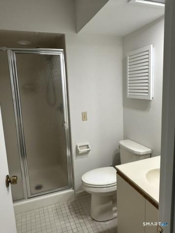 18 Heritage Crest Southbury CT 06488