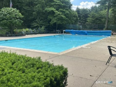 18 Heritage Crest Southbury CT 06488