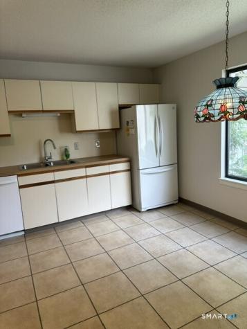 18 Heritage Crest Southbury CT 06488