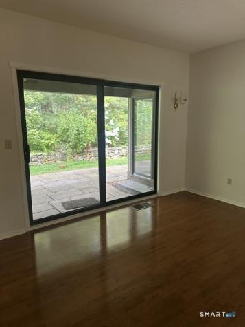 18 Heritage Crest Southbury CT 06488