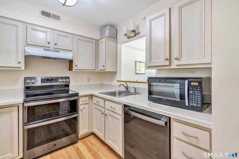 267 Melba Street Milford CT 06460