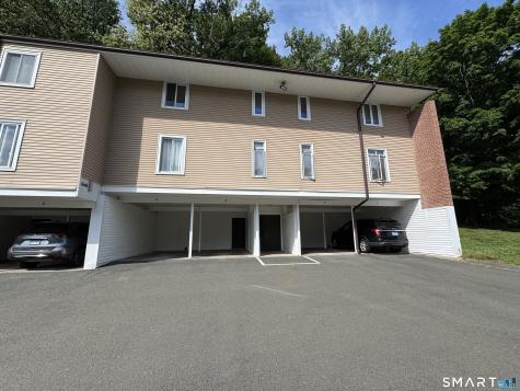 1634 Farmington Avenue Farmington CT 06085