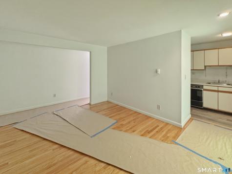 1634 Farmington Avenue Farmington CT 06085