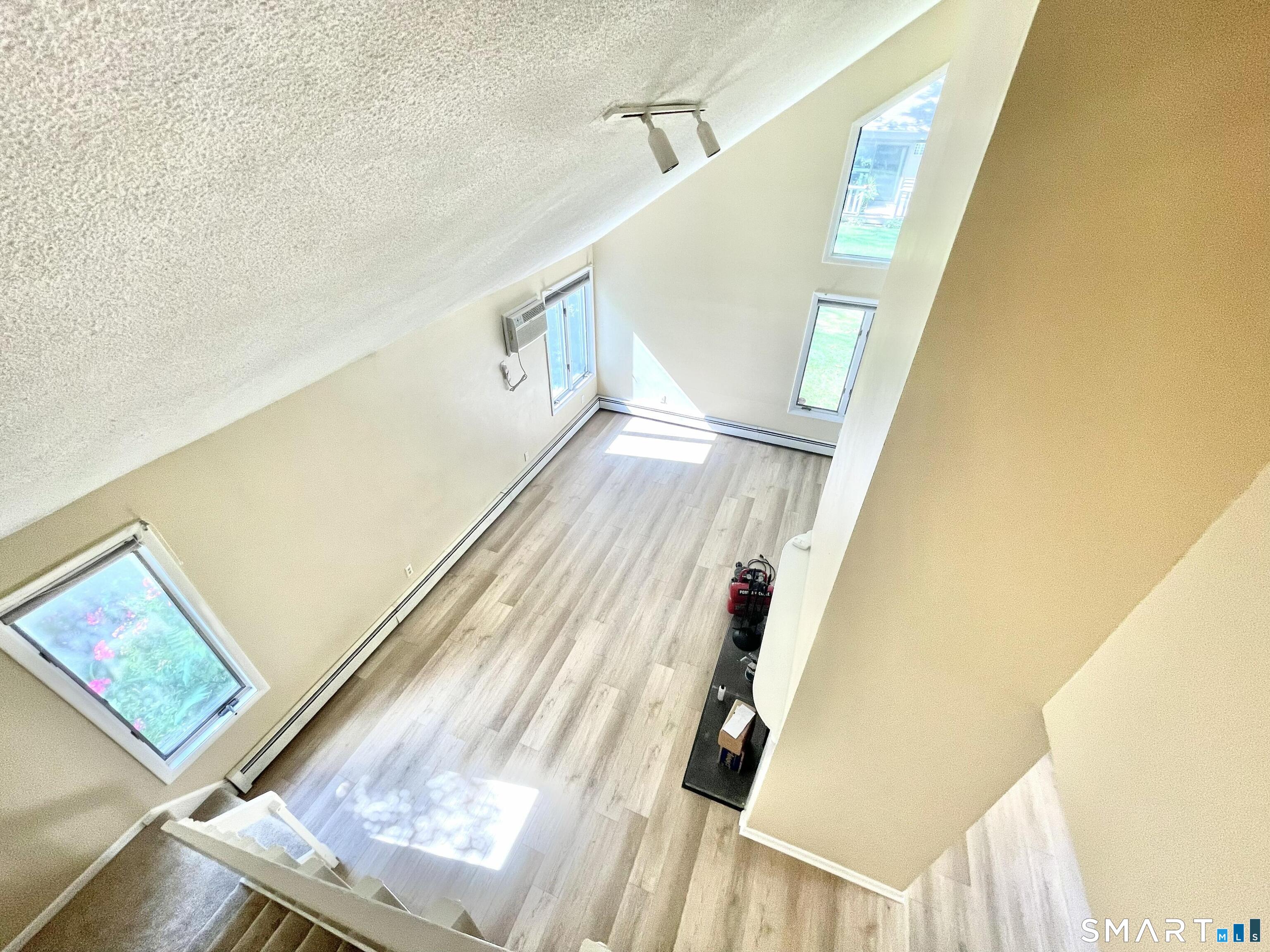 17-D Yankee Glen Drive Madison CT 06443