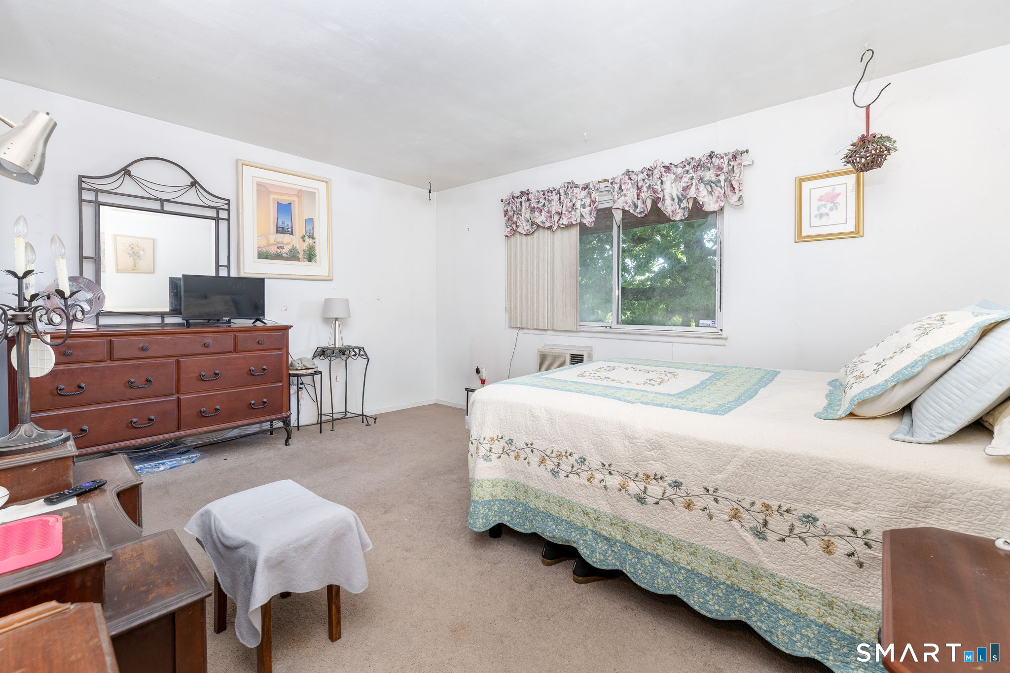 200 Woodmont Avenue Bridgeport CT 06606