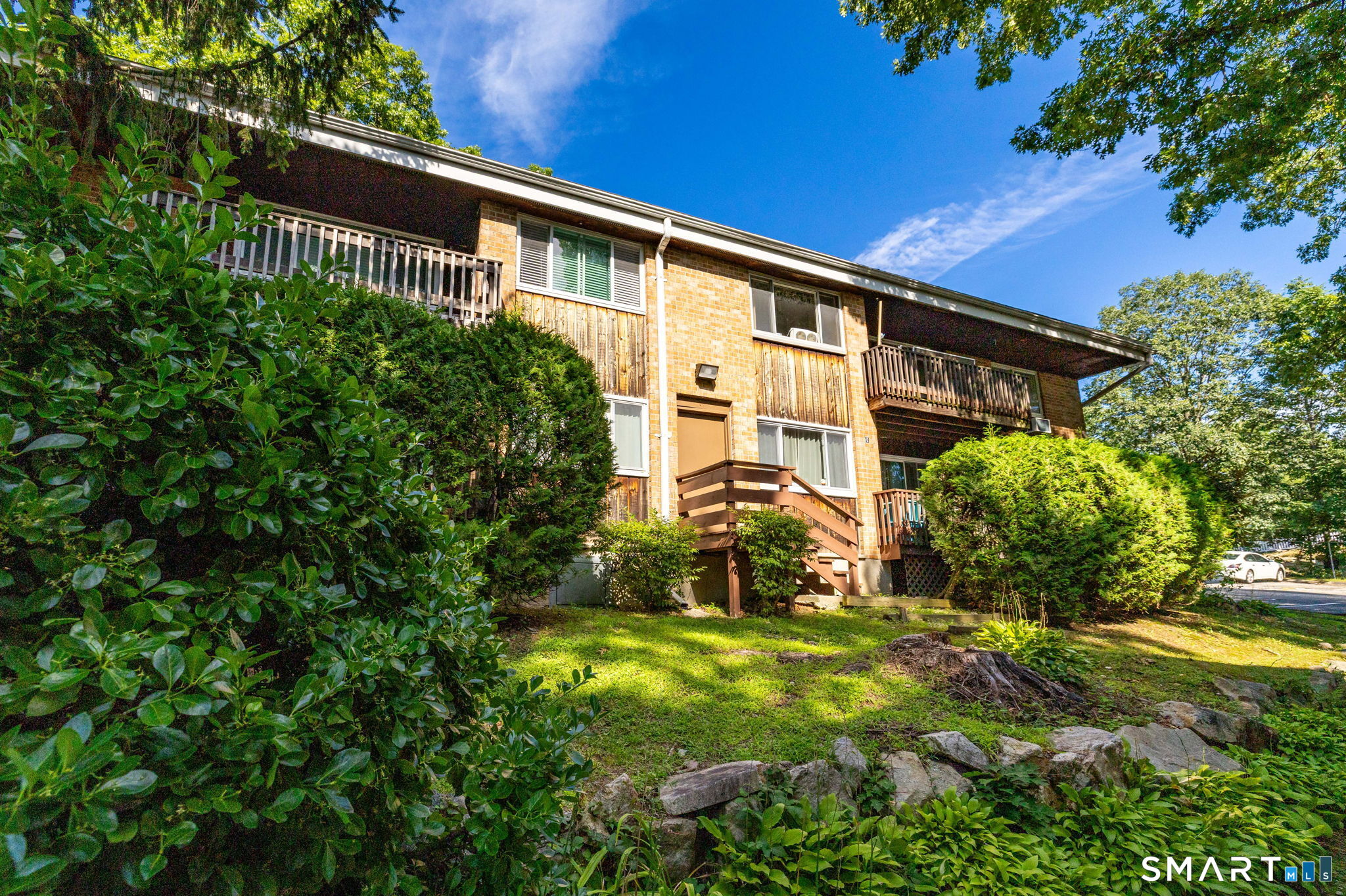 200 Woodmont Avenue Bridgeport CT 06606