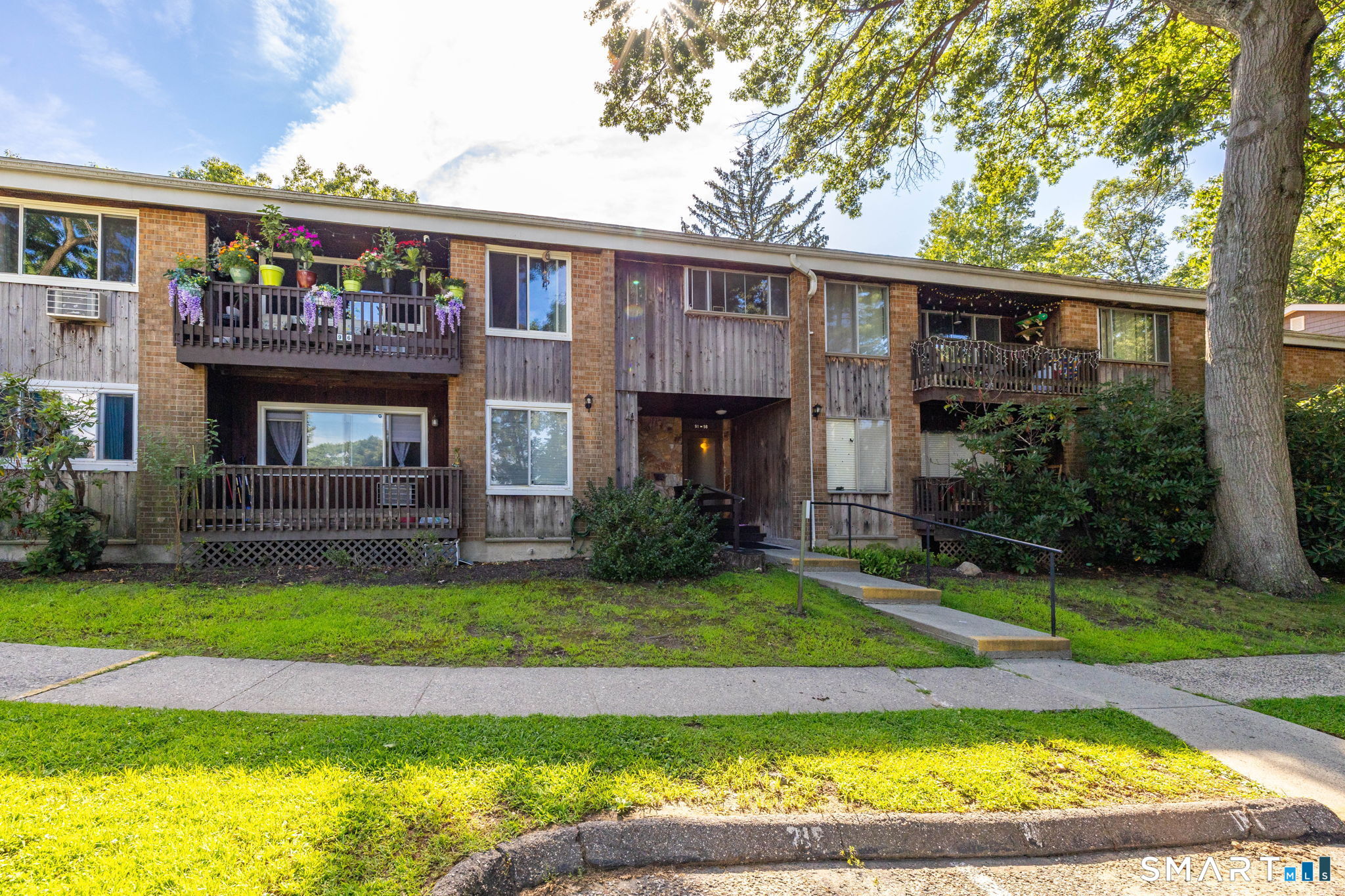 200 Woodmont Avenue Bridgeport CT 06606