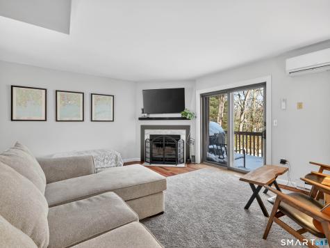 97 West Main Street East Lyme CT 06357