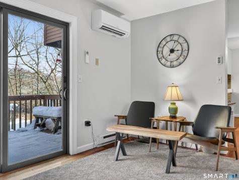 97 West Main Street East Lyme CT 06357