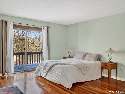 97 West Main Street East Lyme CT 06357