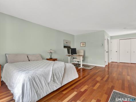 97 West Main Street East Lyme CT 06357